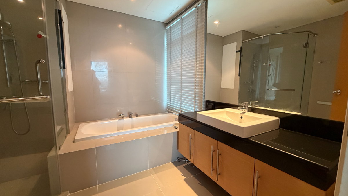 รูป FQ ขายคอนโด Fullerton Sukhumvit - 3 ห้องนอน 3 ห้องน้ำ - 152.47 ตร.ม. - ขาย 21,000,000 บาท [KOs2610001] - รูปที่ 13/18