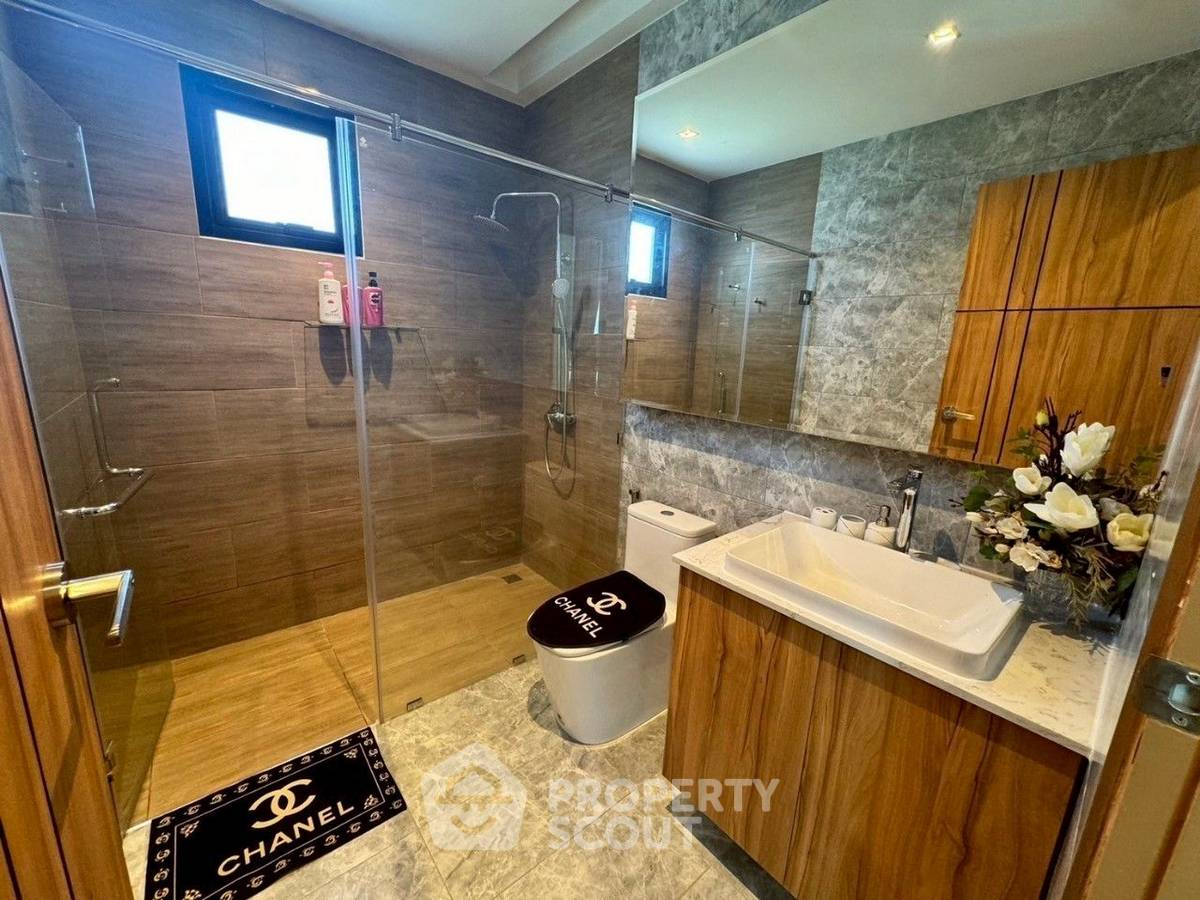 picture 3-BR House at Baan Mae 1 Pool Villa close to Pattaya (ID 2167844) - 32/38