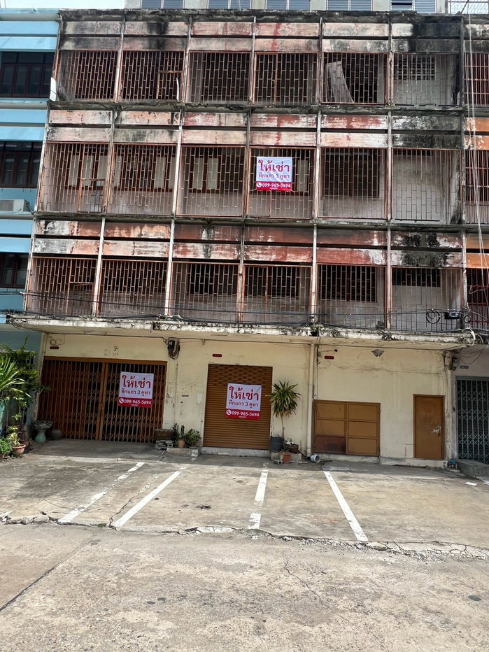 picture ðĒ FOR RENT | Commercial Building â 3 Connected Units in Khlong Toei Rama 4 / Khlong Toei Area - 1/27