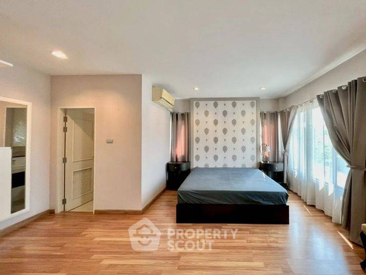 รูป บ้าน 4-ห้องนอน ใกล้ ท่าอากาศยานสุวรรณภูมิ (ID 3366130) - รูปที่ 13/20
