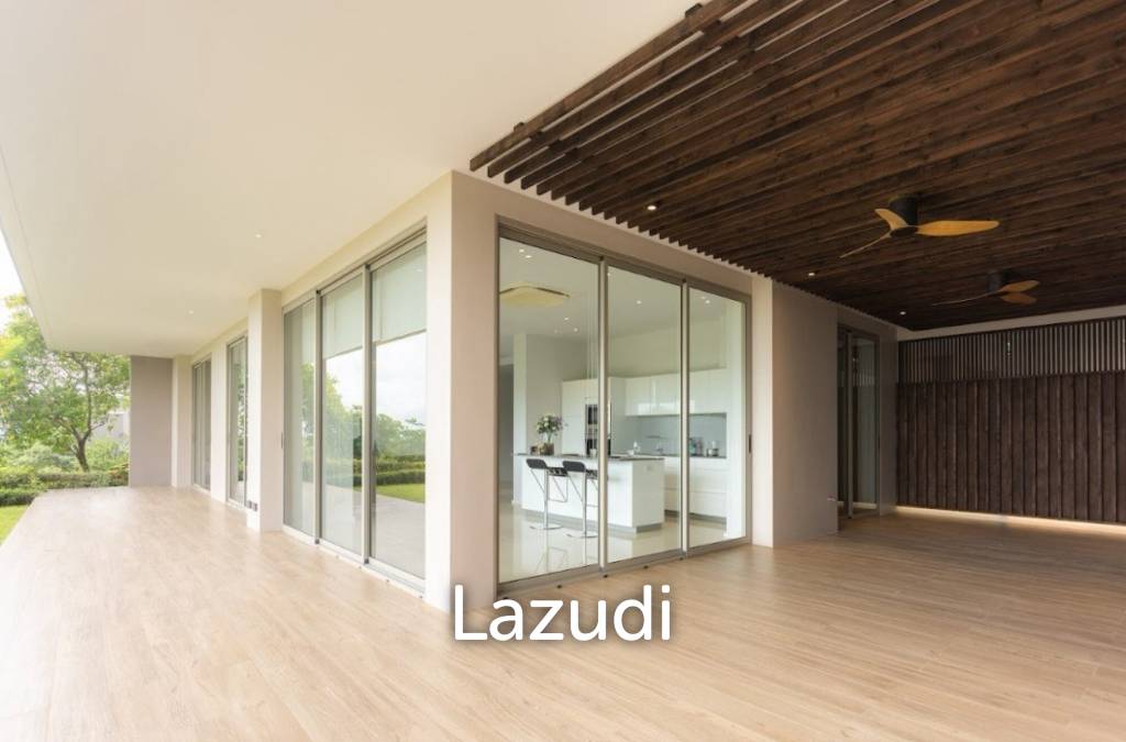 picture Exceptional 2-Bedroom Residence for Sale at Sunplay Bangsaray - 11/13