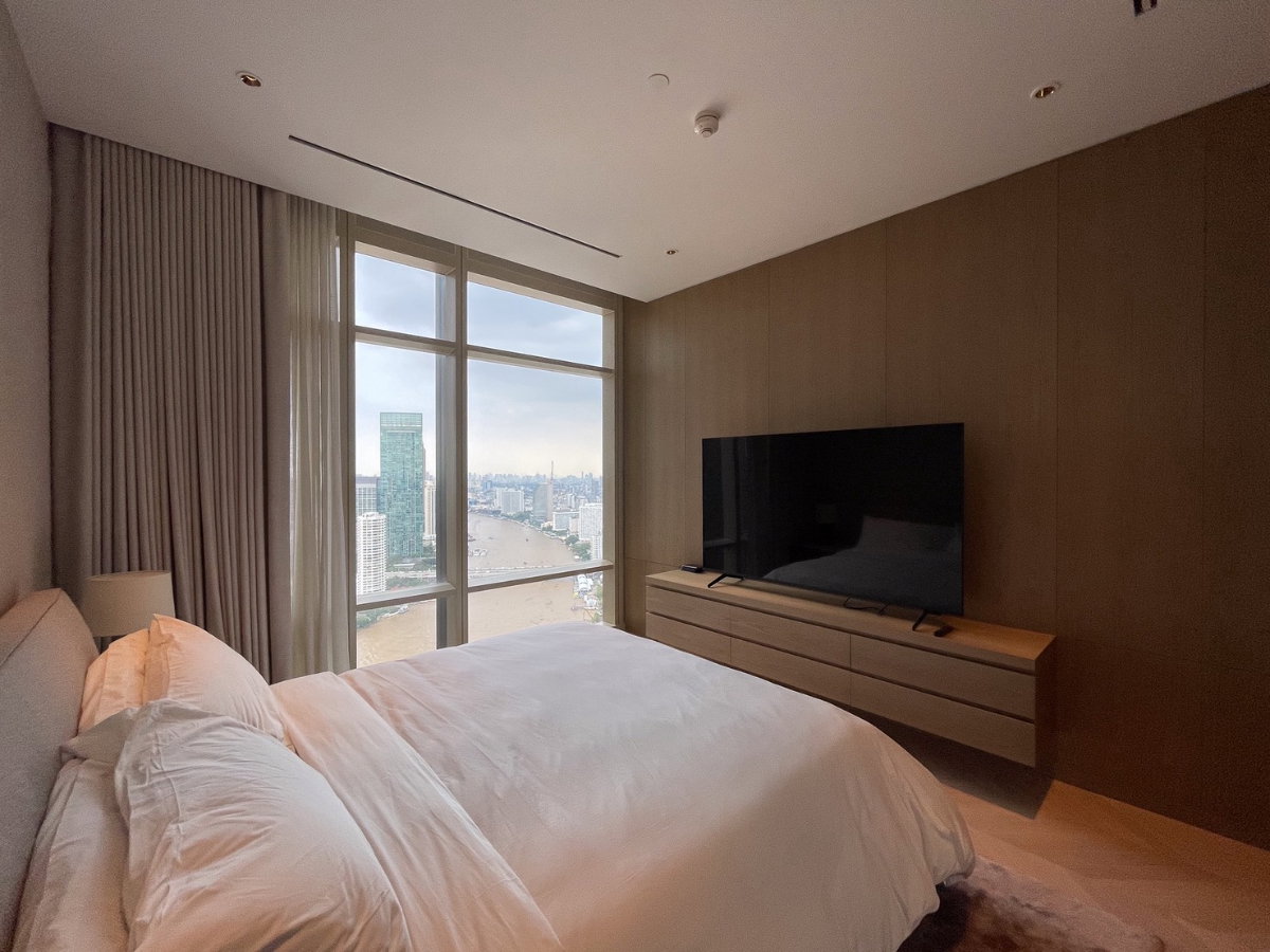 รูป ให้เช่าคอนโด Four Seasons Private Residences - 1 ห้องนอน 1 ห้องน้ำ - 130.52 ตร.ม. - เช่า 180,000 บาท/เดือน [YCr2610001] - รูปที่ 8/16