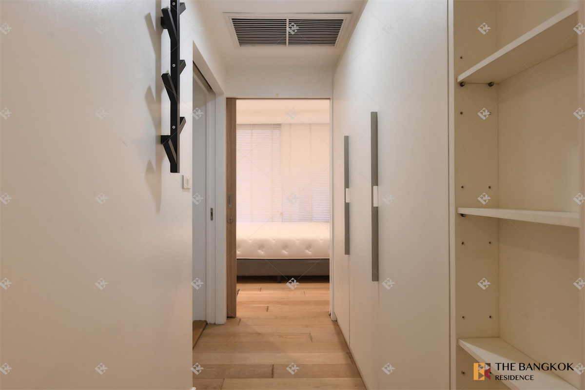 picture Langsuan Ville near BTS Ratchadamri Luxury Condo at Special Price - 8/10