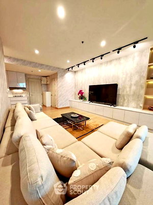 คอนโดให้เช่า : คอนโด 3 ห้องนอน 140 ตร.ม. Baan Sathorn Chaopraya ใกล้ BTS กรุงธนบุรี (ID 3011122)