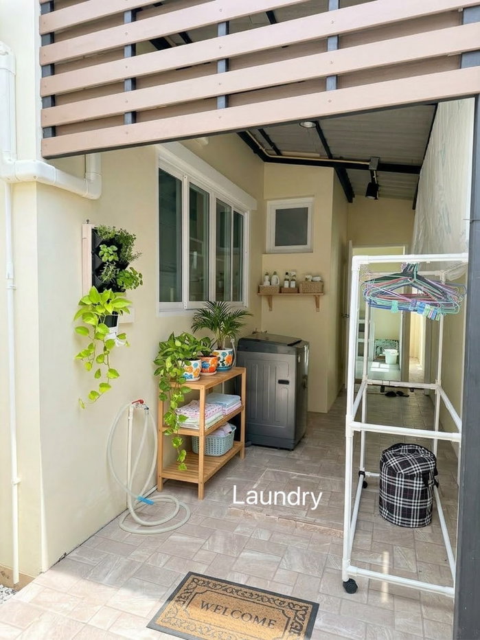 picture Ready to move in 15Oct Prime Location  - 8/11