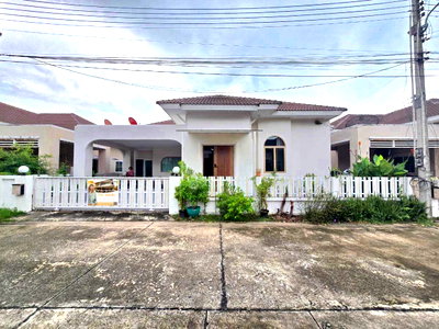 บ้านเดี่ยว ชลบุรี : ขายบ้านเดี่ยวชั้นเดียว รีโนเวทใหม่ทั้งหลัง สไตล์มินิมอล