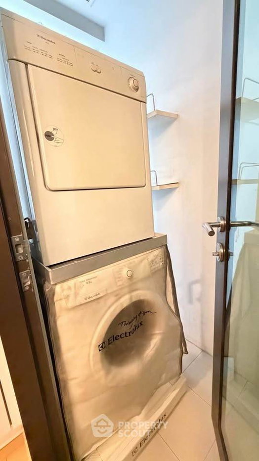 picture 2-BR Prive By Sansiri Near BTS Phloen Chit (ID 3366081) - 36/36