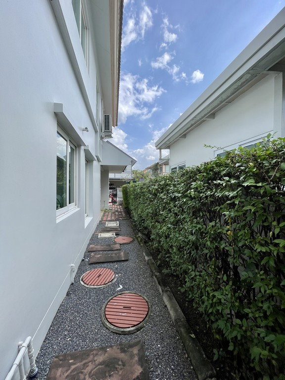 รูป ขายบ้านเดี่ยว ลัดดารมย์ วัชรพล โครงการ 3 | 85.8 ตร.ว. | 250 ตร.ม. | 3 ห้องนอน 4 ห้องน้ำ | พร้อมเรือนรับรอง - รูปที่ 27/28
