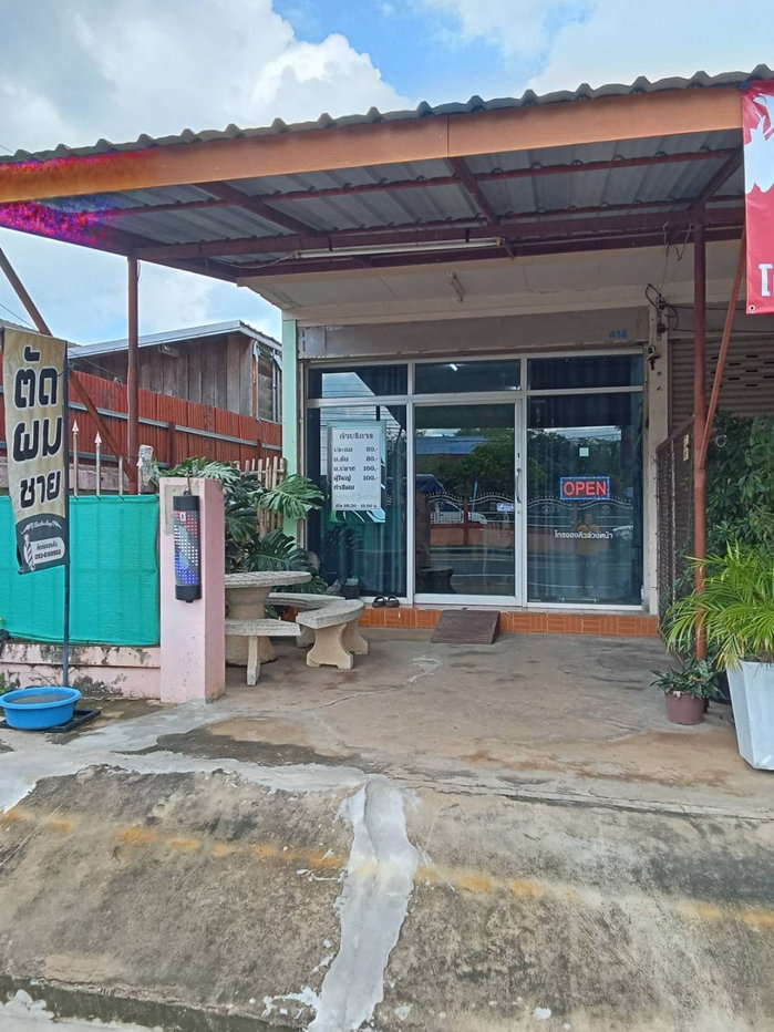 รูป 98667 - ขาย บ้านเดี่ยวพร้อมอาคารพาณิชย์ 3 ห้อง - รูปที่ 1/10