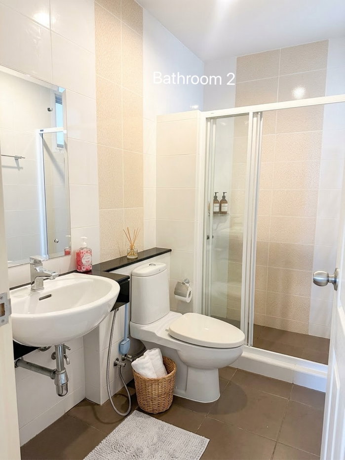 picture Ready to move in 15Oct Prime Location  - 10/11