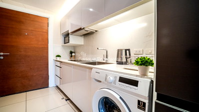 ขายคอนโด : 🛏️ Studio - 🛁 1 ห้องน้ำ - 🏙️ Garden View - 🌏 ชื่อชาวต่างชาติ - 🏢 Sunset Boulevard Residence 1 Pattaya - รหัส: SUNBI09