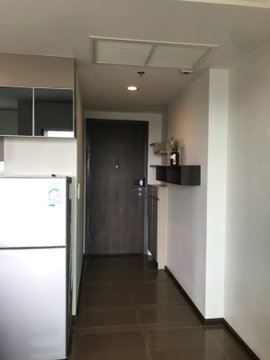 Shock price for rent at  Teal sathorn