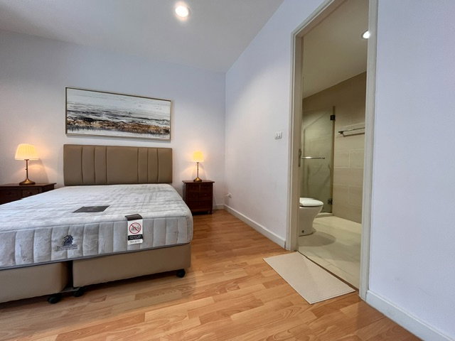 รูป ให้เช่า Premium Fully Furnished Townhome | ม. Flora Marigold สาธุประดิษฐ์ – พระราม 3 - ใกล้สาทร | 4 ห้องนอน | Home Office | Maid Room | พร้อมเข้าอยู่ - รูปที่ 21/42