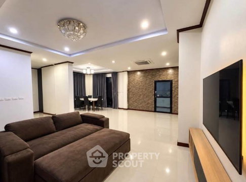 1-BR Condo At The Nest Sukhumvit 22 Near MRT Queen Sirikit (ID 3169556)