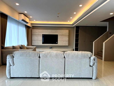 Condos for sale : 371 Sqm 5-BR Le Raffine Sukhumvit 24 Condominium Near BTS Phrom Phong (ID 3365704)