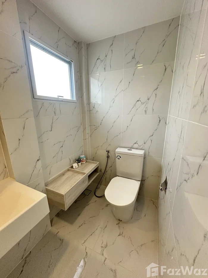 picture Large space, Perfect for Families, Executives & Expats 6836540 - 21/36