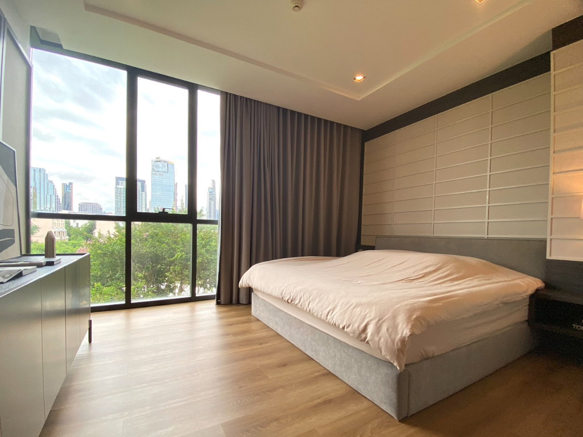 รูป ห้อง Modern Luxury แบบ Fully Furnished ขนาด 79.62 ตรม. 2 ห้องนอน, โครงการ The Room Sukhumvit 38 ใกล้ BTS, ห้องสวยตำแหน่งดีมาก ราคาคุ้มค่ากว่าโครงการ - รูปที่ 13/41