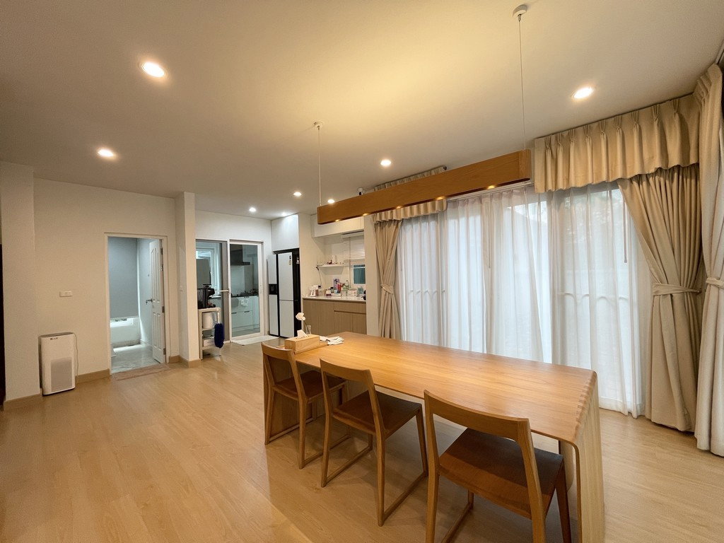 รูป ขายบ้านเดี่ยว ลัดดารมย์ วัชรพล โครงการ 3 | 85.8 ตร.ว. | 250 ตร.ม. | 3 ห้องนอน 4 ห้องน้ำ | พร้อมเรือนรับรอง - รูปที่ 11/28