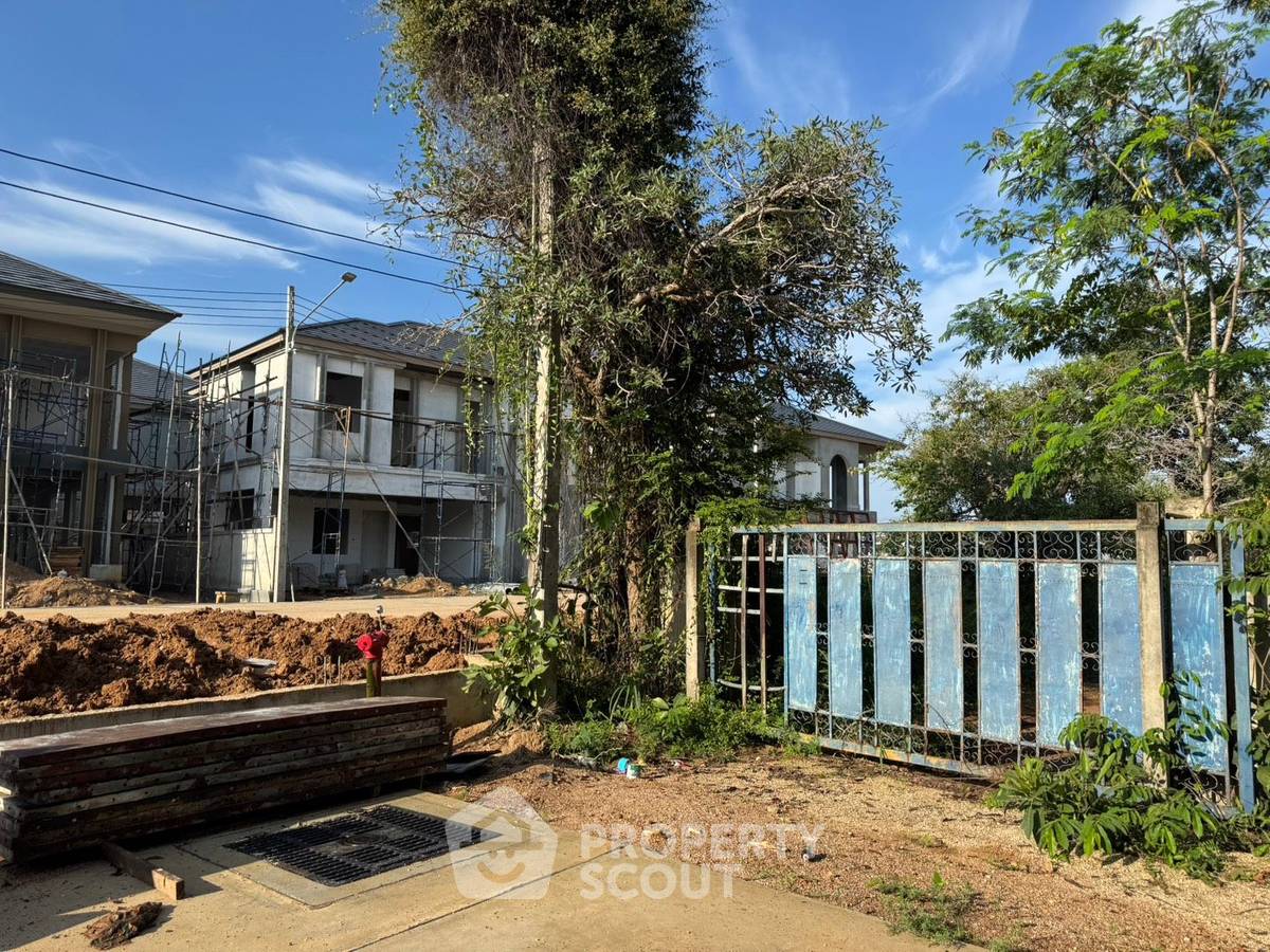 รูป ที่ดินขายทำเลหนองปรือพัทยาบางละมุงชลบุรี (ID 3364379) - รูปที่ 9/10