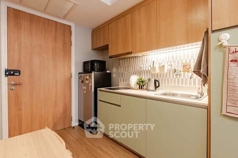1-BR Condo at The Nest Ploenchit near BTS Phloen Chit (ID 3364946)