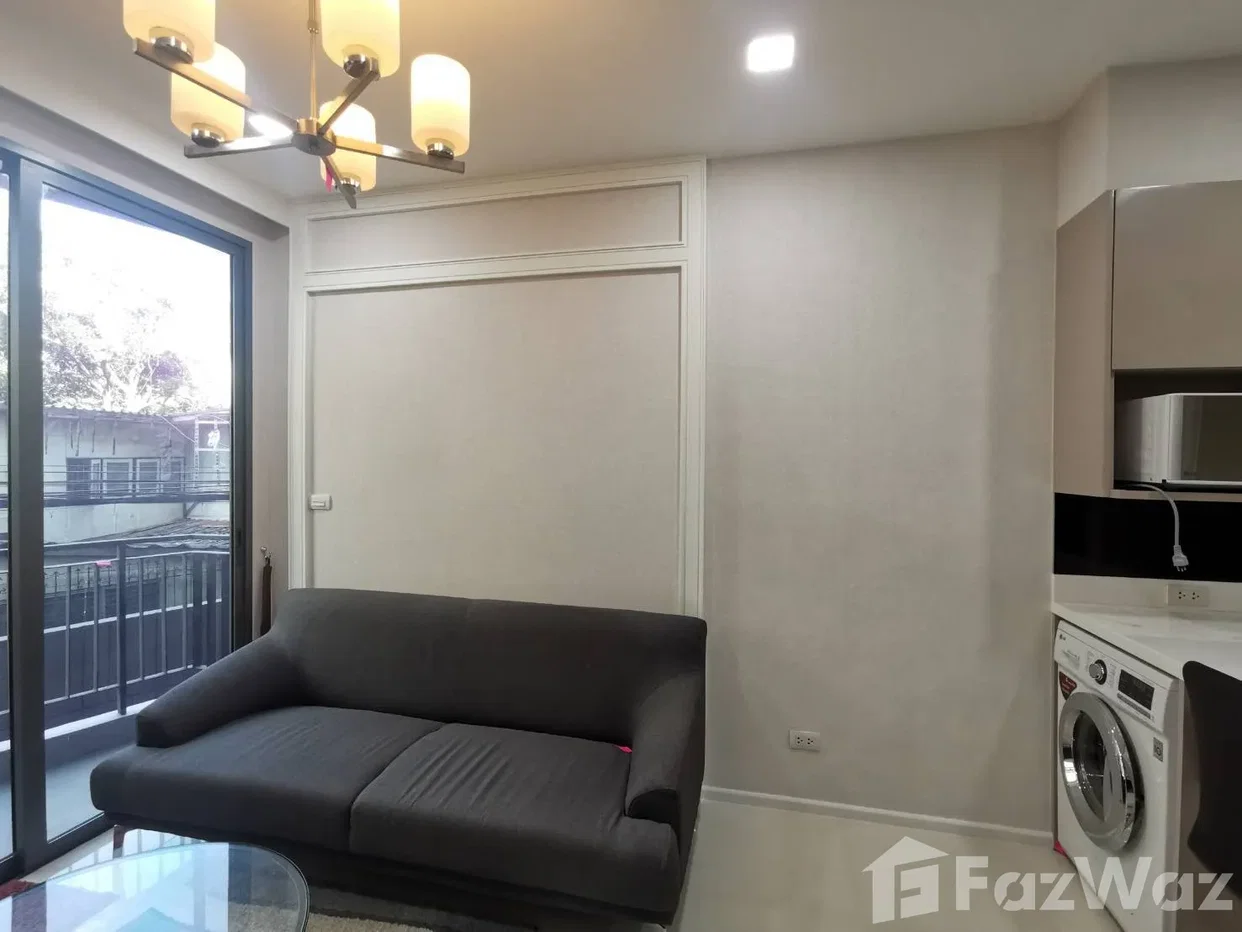 picture 1 Bedroom Condo for sale at Trapezo Sukhumvit 16  6812090 - 10/10