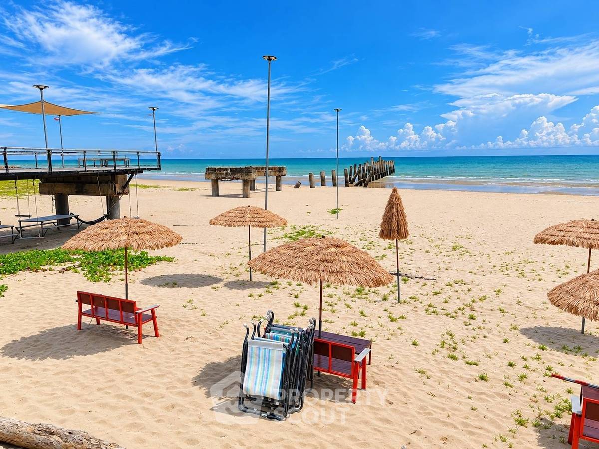 รูป ทาวน์เฮาส์ 5 ห้องนอน The Beach Cafe Cha Am เพชรบุรี (ID 3366043) - รูปที่ 12/16