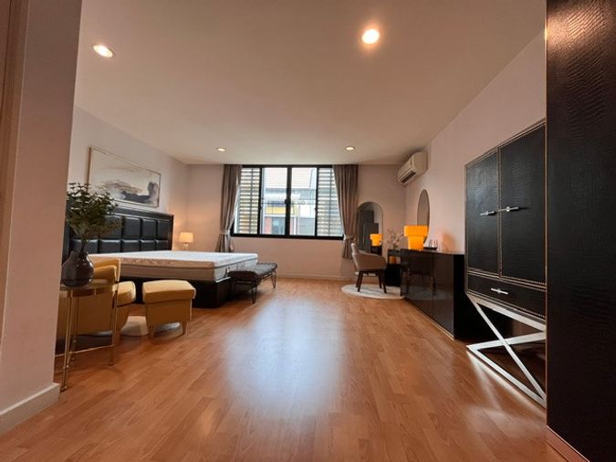 4-bed townhouse for rent, 235 sqm, 24 sq wah, Flora Marigold