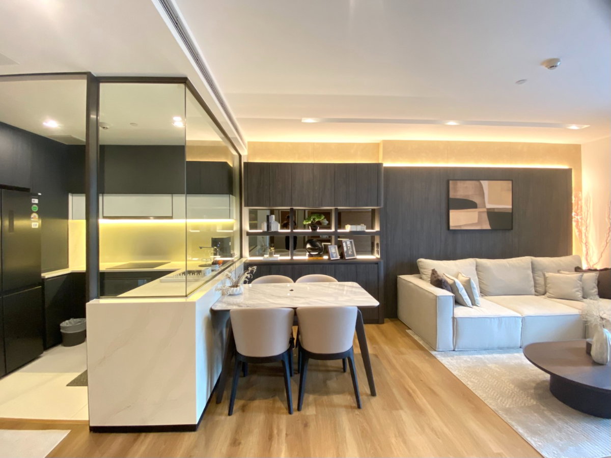 รูป ห้อง Modern Luxury แบบ Fully Furnished ขนาด 79.62 ตรม. 2 ห้องนอน, โครงการ The Room Sukhumvit 38 ใกล้ BTS, ห้องสวยตำแหน่งดีมาก ราคาคุ้มค่ากว่าโครงการ - รูปที่ 7/41