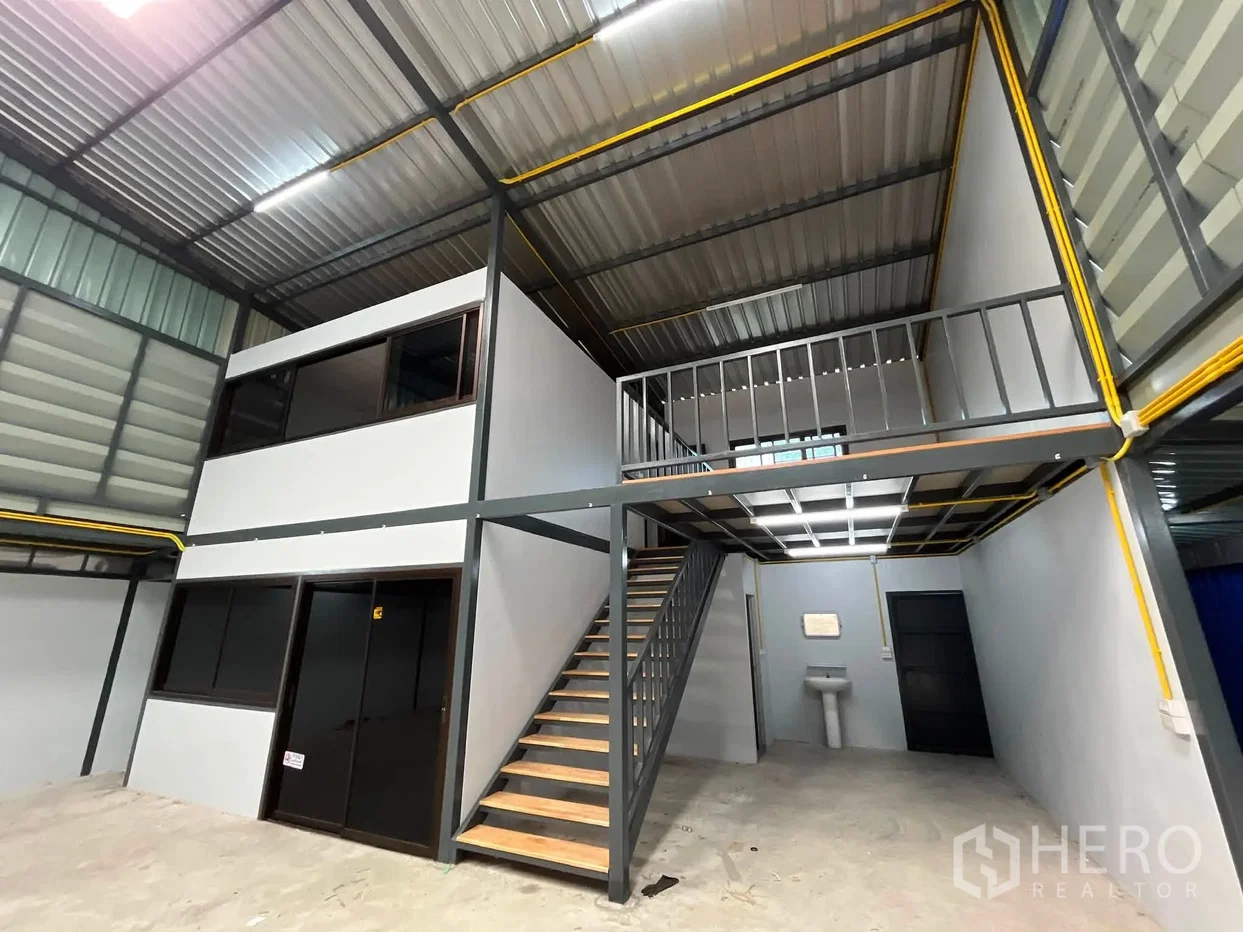 picture For rent Warehouse 420 sqm in Dok Mai, Prawet, Bangkok - 3/12