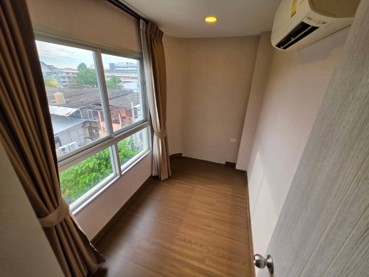 รูป ว่างครับผม แบบ 2 ห้องนอน**มี 3 ทิศเหนือ ตะวันออก ตะวันตก ระบายอากาศได้ดี** ให้เช่า ชีวาทัย ฮอลมาร์ค จรัญ 13 หายากนะครับ - รูปที่ 23/65