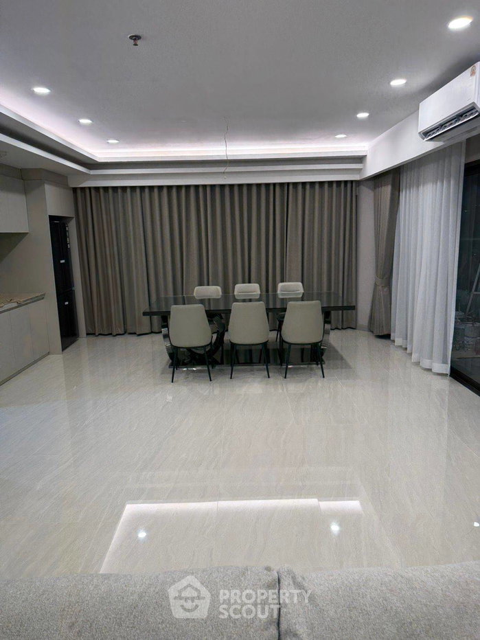 รูป 371 ตร.ม. 5 ห้องนอน Le Raffine Sukhumvit 24 ใกล้ BTS พร้อมพงษ์ (ID 3365704) - รูปที่ 10/16