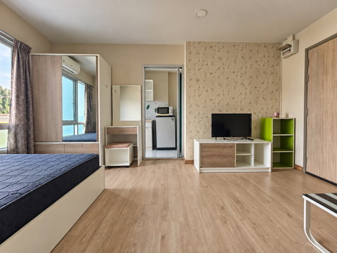 ปล่อยเช่า BE Condo พหลโยธิน–รังสิต งบ 8,500 ใกล้ ม.กรุงเทพ — ห้องพร้อมอยู่ มีเครื่องซักผ้า!