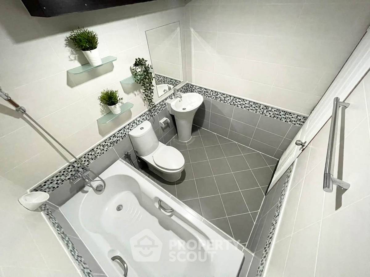 รูป คอนโด 2 ห้องนอน Waterford Sukhumvit 50 Condominium ใกล้ BTS อ่อนนุช (ID 3364584) - รูปที่ 11/14