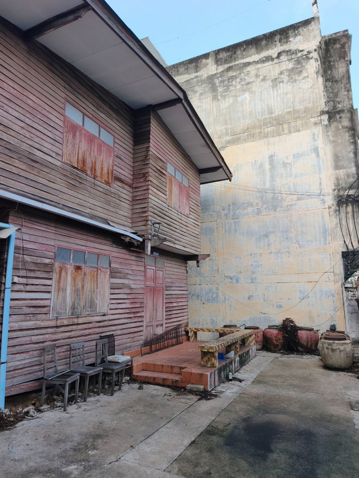 รูป 98563 - ขาย บ้านพร้อมสิ่งปลูกสร้างบ้านไม้ 2 ชั้น 54 ตร.วา ซอย จรัญสนิทวงศ์ 1 ทำเลดีใกล้ MRT ท่าพระ 650 เมตร - รูปที่ 4/11