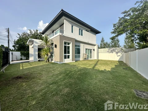 Large space, Perfect for Families, Executives & Expats 6836540