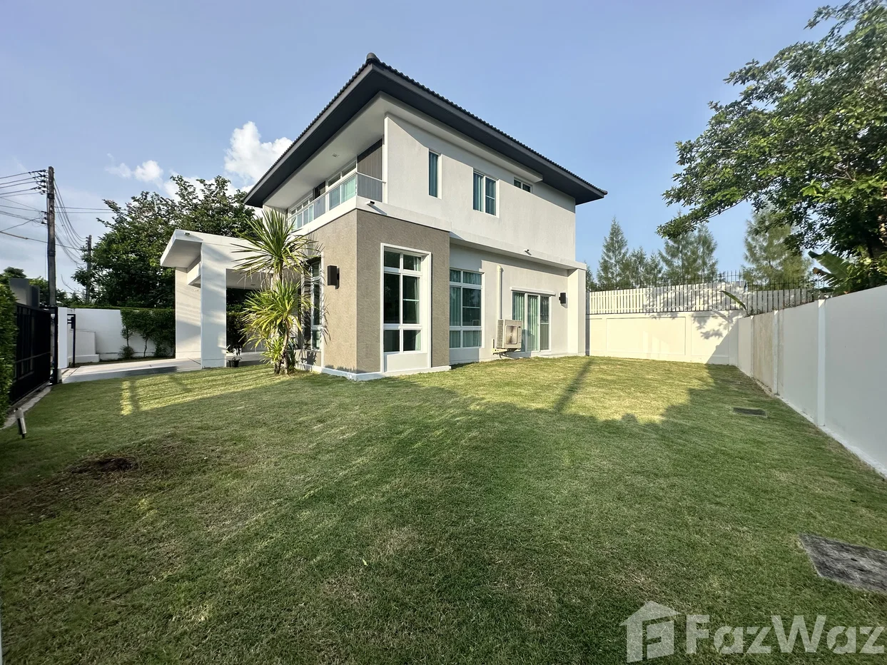 picture Large space, Perfect for Families, Executives & Expats 6836540 - 1/36