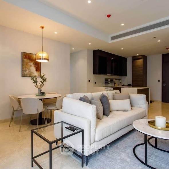 picture 2-BR Muniq Langsuan Condo Near BTS Ratchadamri (ID 3364956) - 4/12