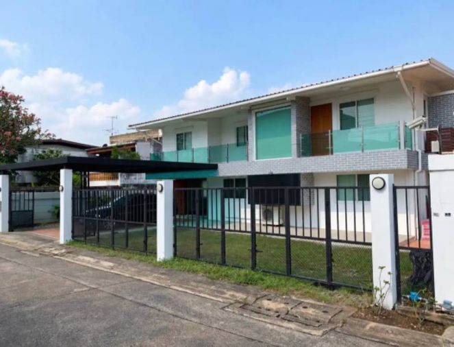ให้เช่าโฮมออฟฟิศ 6 ห้องนอน 450 ตร.ม. 100 ตร.ว. เขตจตุจักร