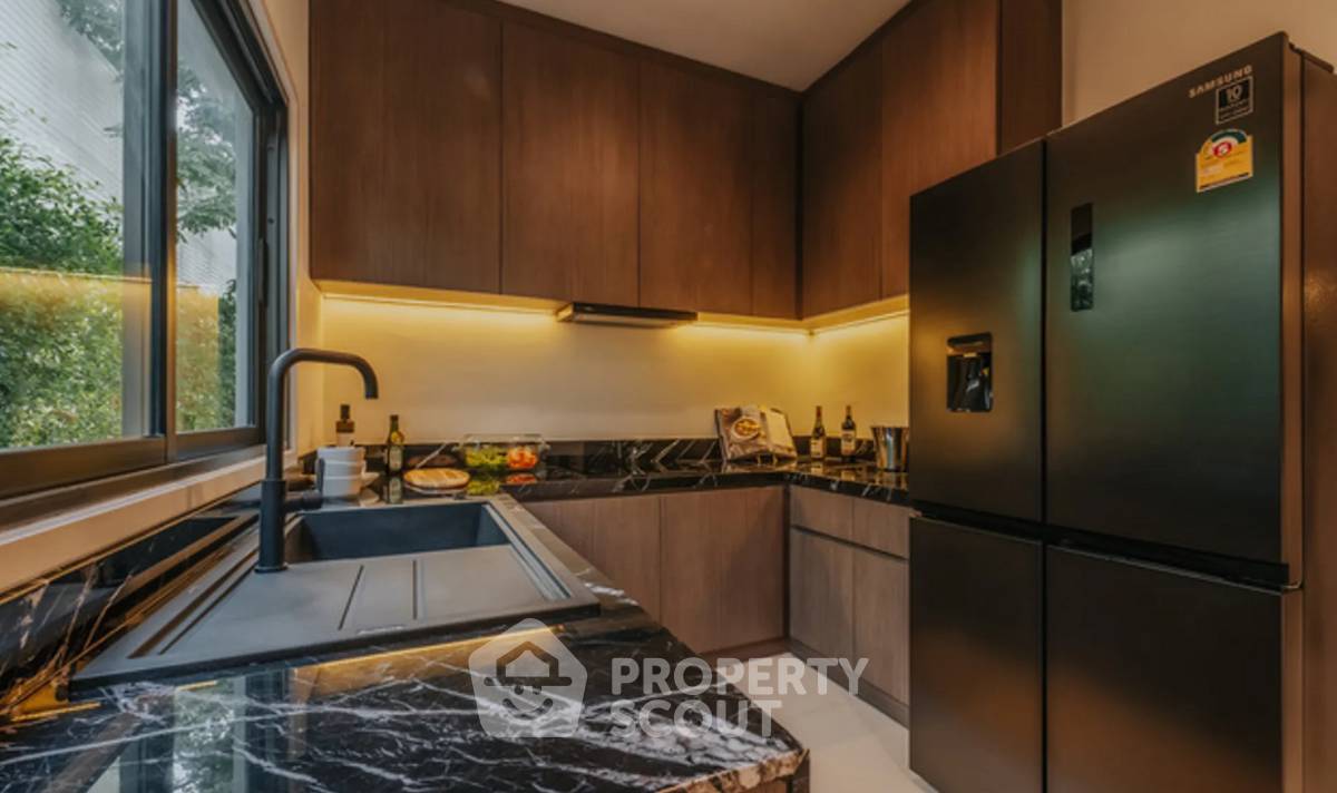 รูป บ้าน 4-ห้องนอน ที่ บางกอก บูเลอวาร์ด รามอินทรา-วัชรพล ใน ออเงิน (ID 3364896) - รูปที่ 2/6