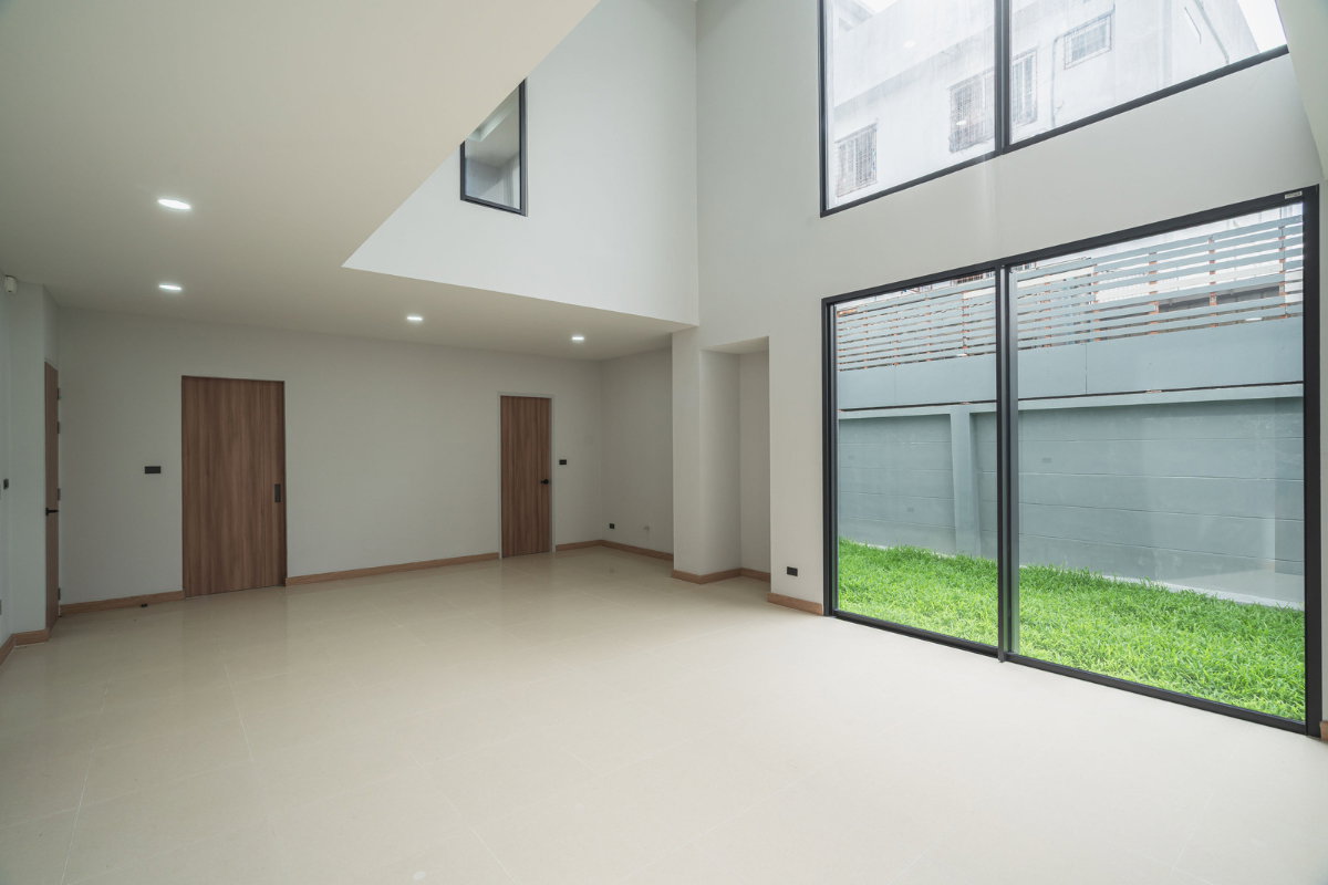 รูป 🏡✨ ขายบ้านเดี่ยวหรู 3 ชั้น ปรีชา บียอนด์ รามคำแหง–กรุงเทพกรีฑา | บ้านใหม่ ไม่เคยเข้าอยู่ พร้อมลิฟต์ส่วนตัว - รูปที่ 14/15