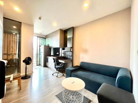 Condo for Rent at The Room Sukhumvit 69 (F6910039) ID Line : @pccenter
