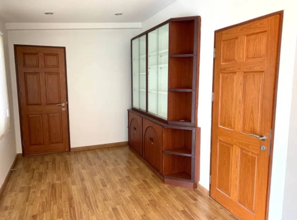 รูป #HHR209 ให้เช่าโฮมออฟฟิศขนาด 450 ตร.ม. 6 ห้องนอน 📍 ใกล้ BTS เสนานิคม - รูปที่ 7/10