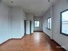 listing thumbnail image 33