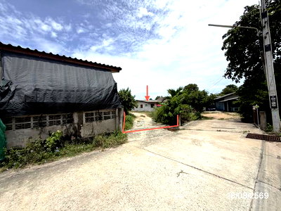 Houses for sale Chonburi : HOME 110.5 Sq.w. Si Racha Chonburi for 2.2M