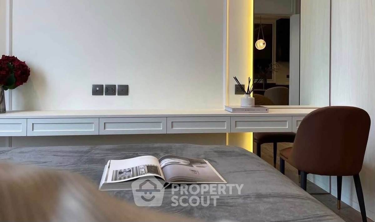 picture 1-BR Condo at Muniq Langsuan near BTS Ratchadamri (ID 3364653) - 6/15