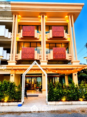 เช่าทาวน์โฮม เพชรบุรี : ทาวน์เฮาส์ 5 ห้องนอน The Beach Cafe Cha Am เพชรบุรี (ID 3366043)