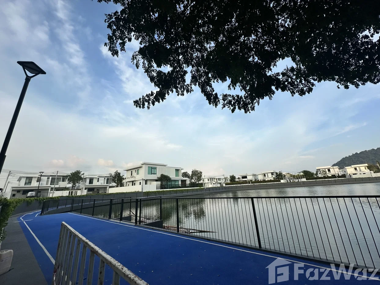 picture Large space, Perfect for Families, Executives & Expats 6836540 - 32/36