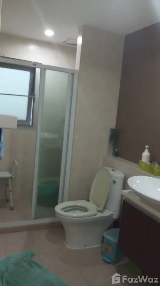 picture Spacious 2-Bedroom 2-Bathroom Condo at Ivy River | Riverside 6837294 - 7/7
