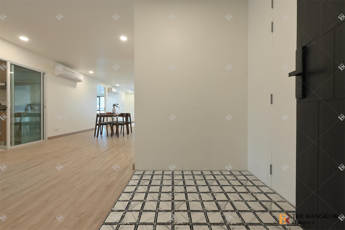 picture Voque Residential Condominium Sukhumvit 31 Beautiful Room, Good Condition - 1/10