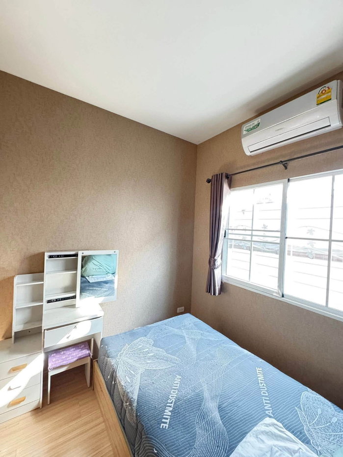 รูป ให้เช่าทาวน์โฮมหลังริม ม.เสนาวีว่า เจซิตี้ ( J City ) ศรีราชา - รูปที่ 14/18